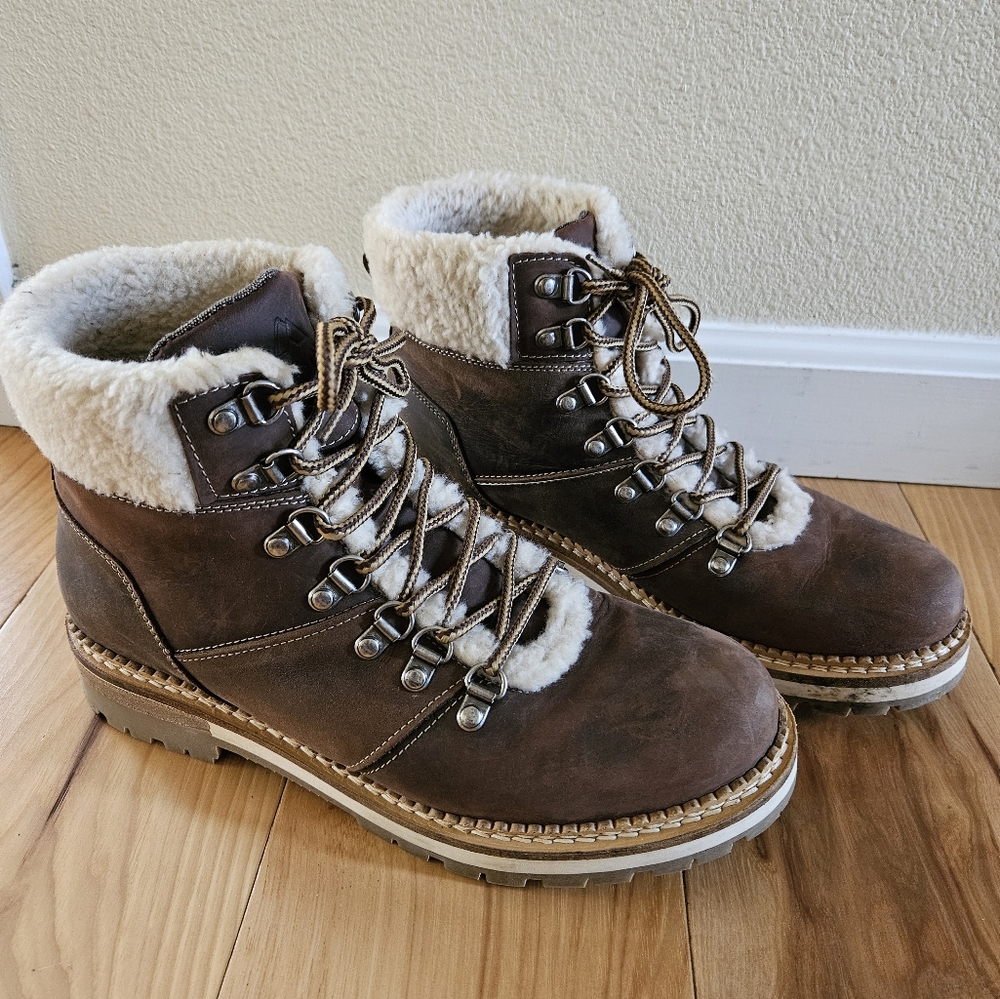 Alpine Design /women's boots/ size 10 excellent condition!